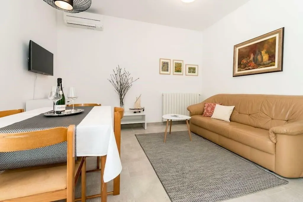 Guest house Apartments Medora Rovinj