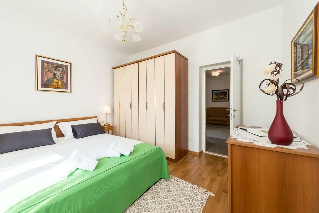 Apartments Medora Rovigno 4*,  Croazia