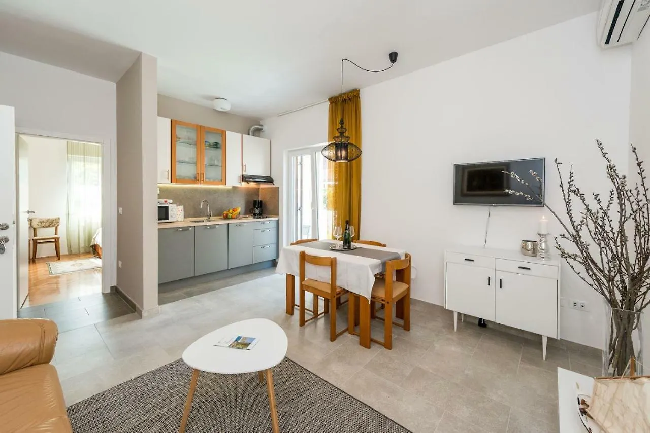 Apartments Medora Rovigno Affittacamere