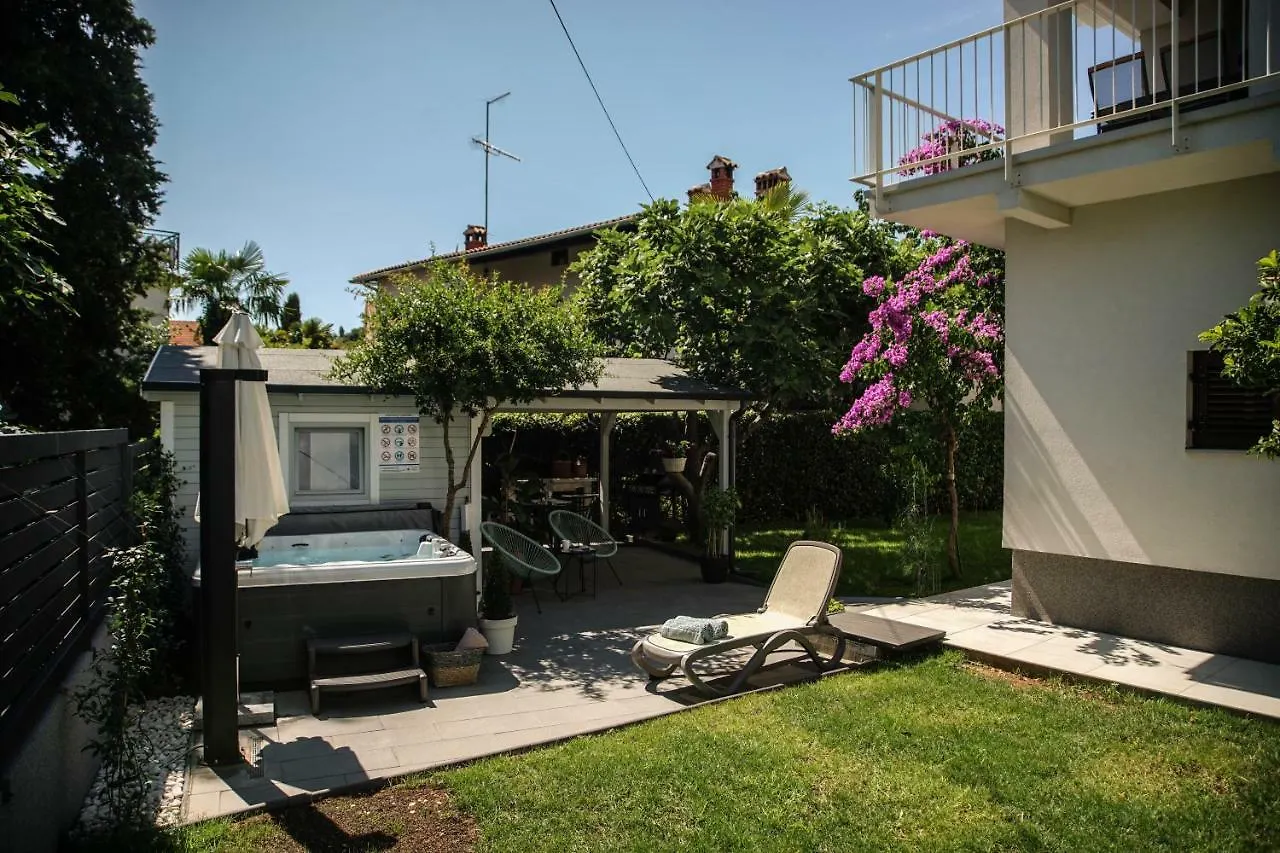 Apartments Medora Rovinj 4*,  Horvátország