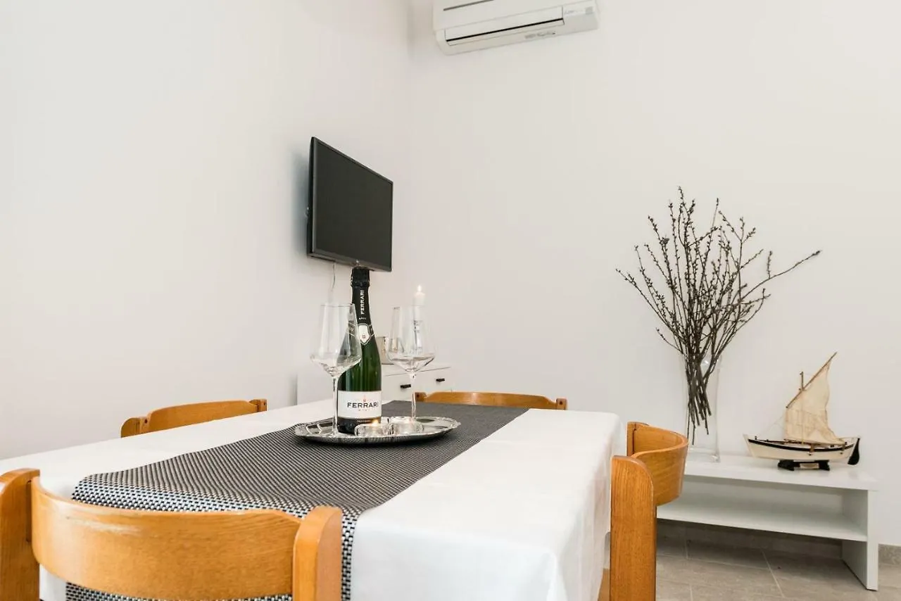 Guest house Apartments Medora Rovinj